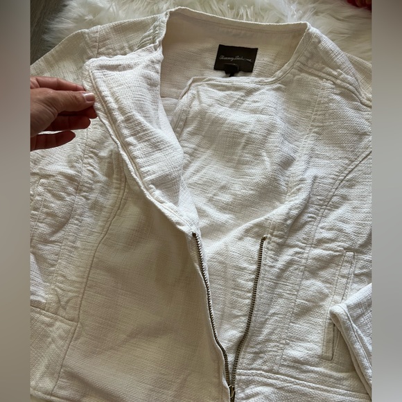 Motto Style Jacket - Picture 2 of 7